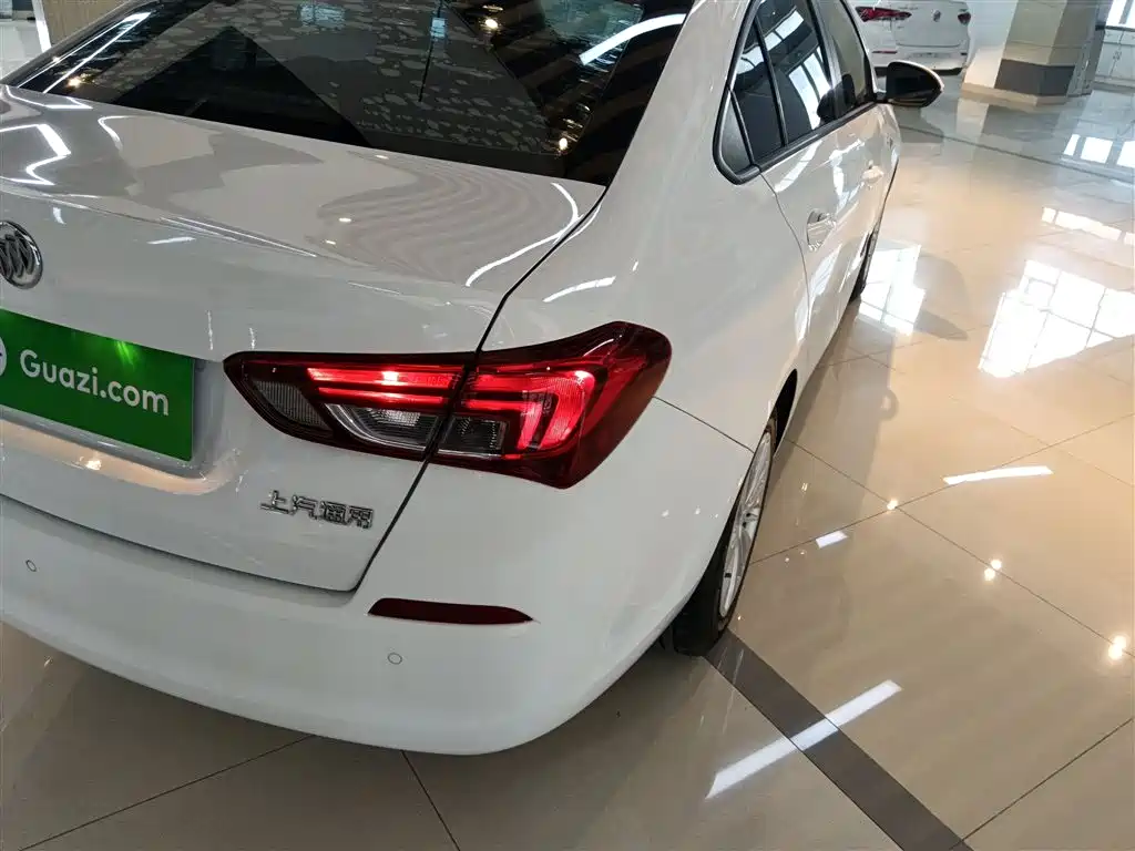 Buick Excelle 2018 15N CVT Elite фото 8