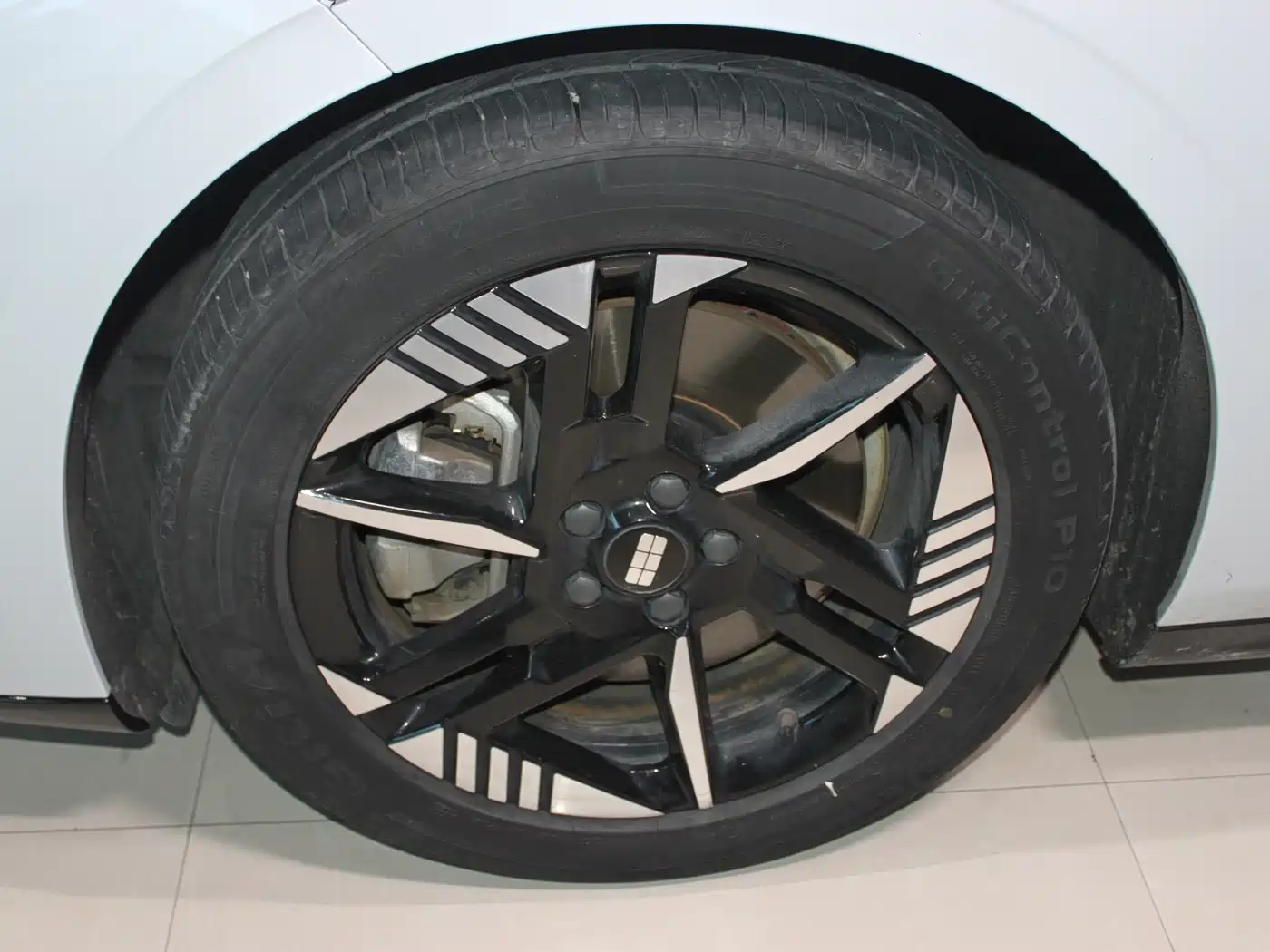 Geely Galaxy Galaxy E8 2024 2024 550km RWD PRO