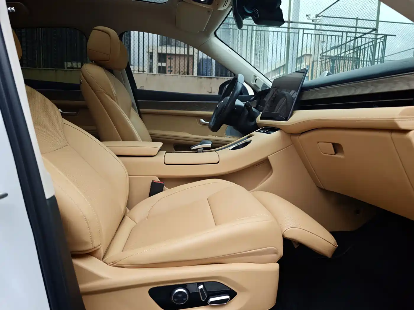 AITO Wenjie AITO M5 2022 Extended Range AWD Ultimate Edition фото 15