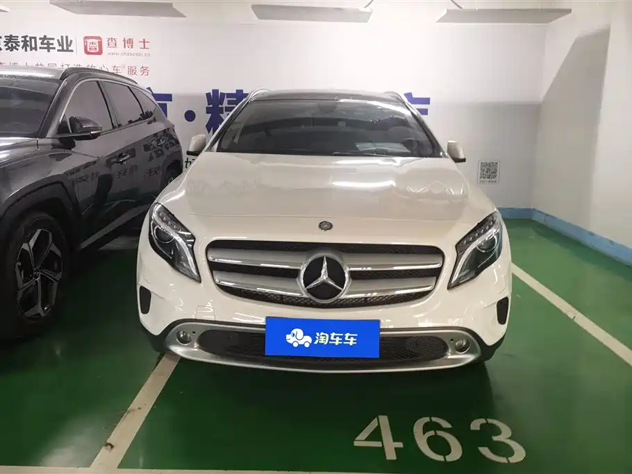 Mercedes-Benz GLA 2017 GLA 220 4MATIC Luxury фото 2