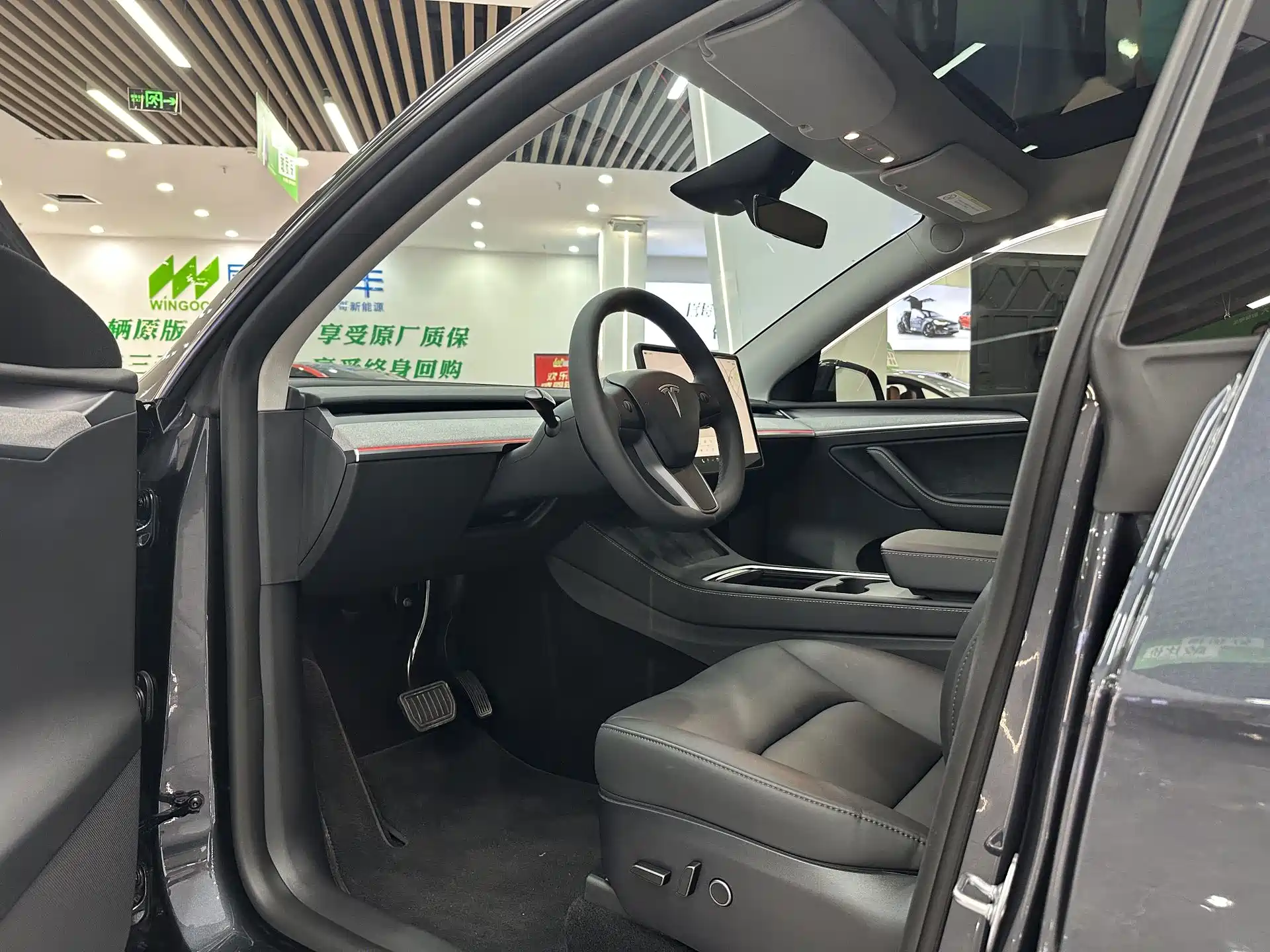 Фото 2 - Tesla Model Y