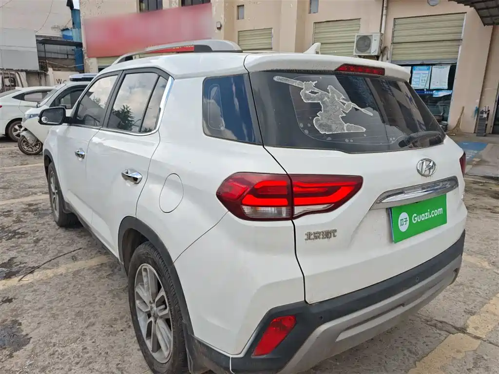 Hyundai Beijing Hyundai ix35 2018 2.0L Automatic 2WD Zhiyong·Enjoyment Edition фото 5