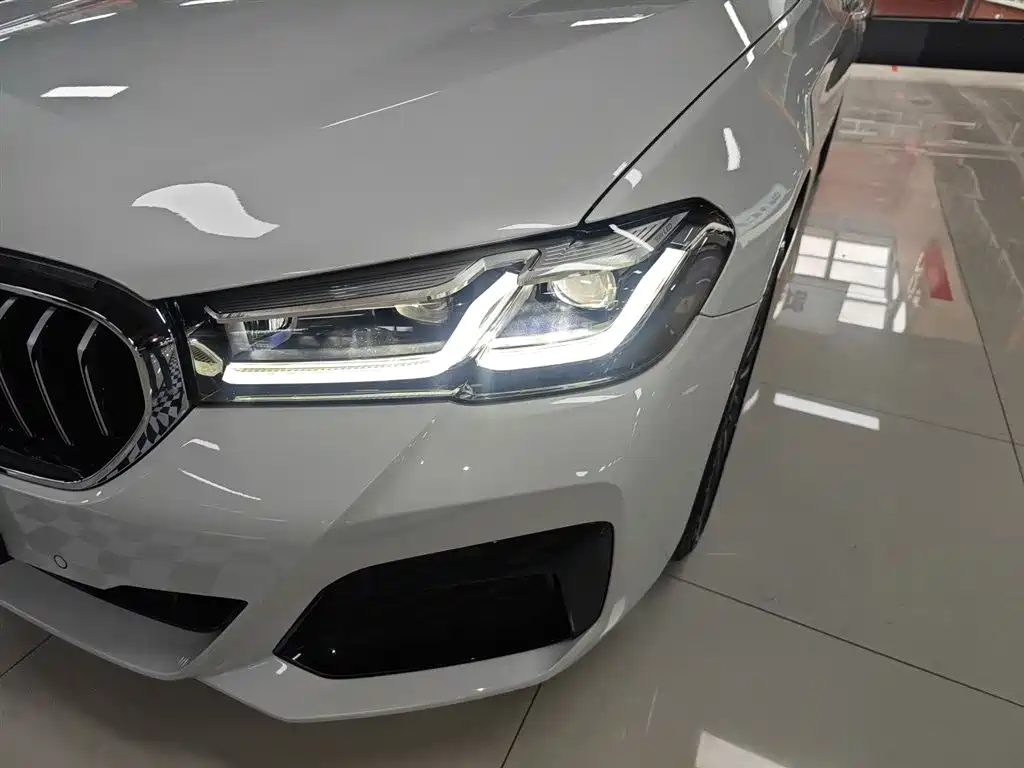 BMW 5 Series 2022 Facelift 530Li Leading M Sport Package фото 24