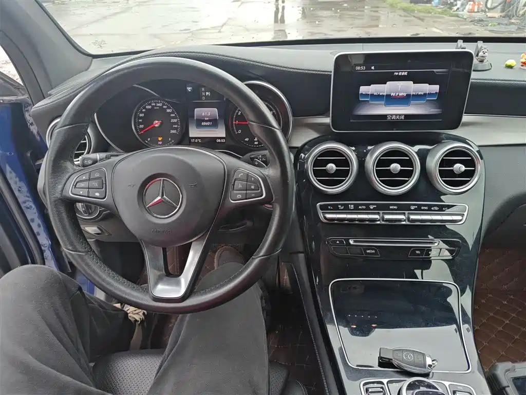 Mercedes-Benz GLC 2018 GLC 200 4MATIC фото 6