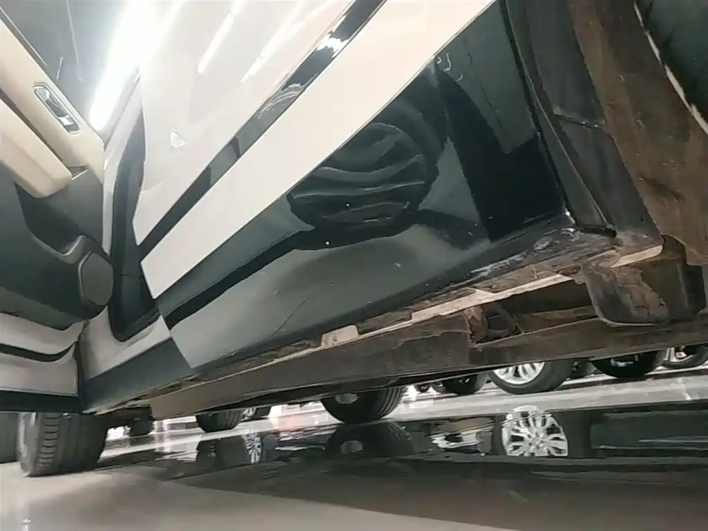 Land Rover Range Rover Velar 2018 P380 R-DYNAMIC SE фото 22