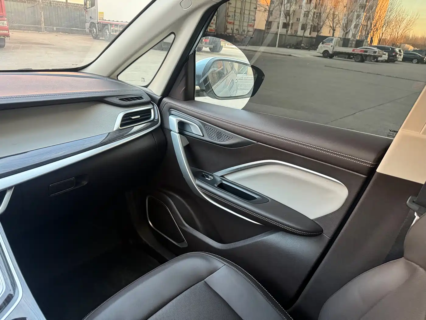 GEELY AUTOMOBILE JIAJIE