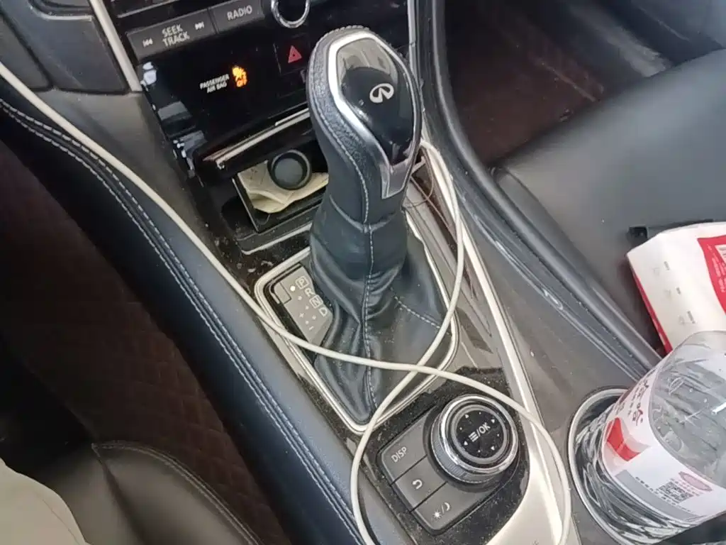Фото 14 - Infiniti Q50L
