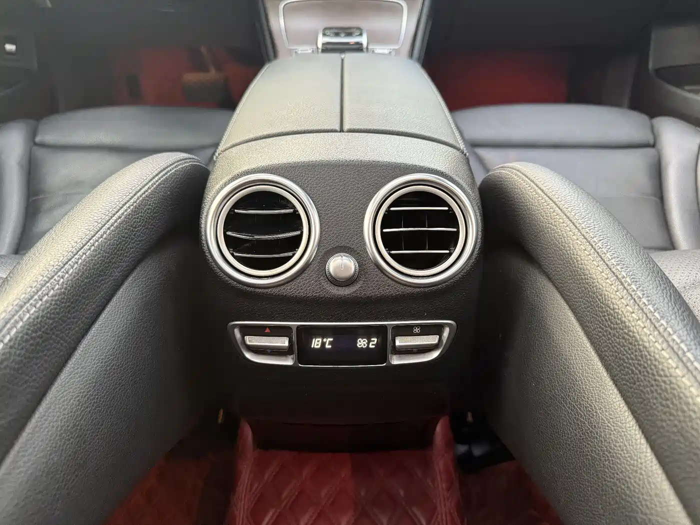 Mercedes-Benz GLC 2017 GLC 300 4MATIC Dynamic фото 21