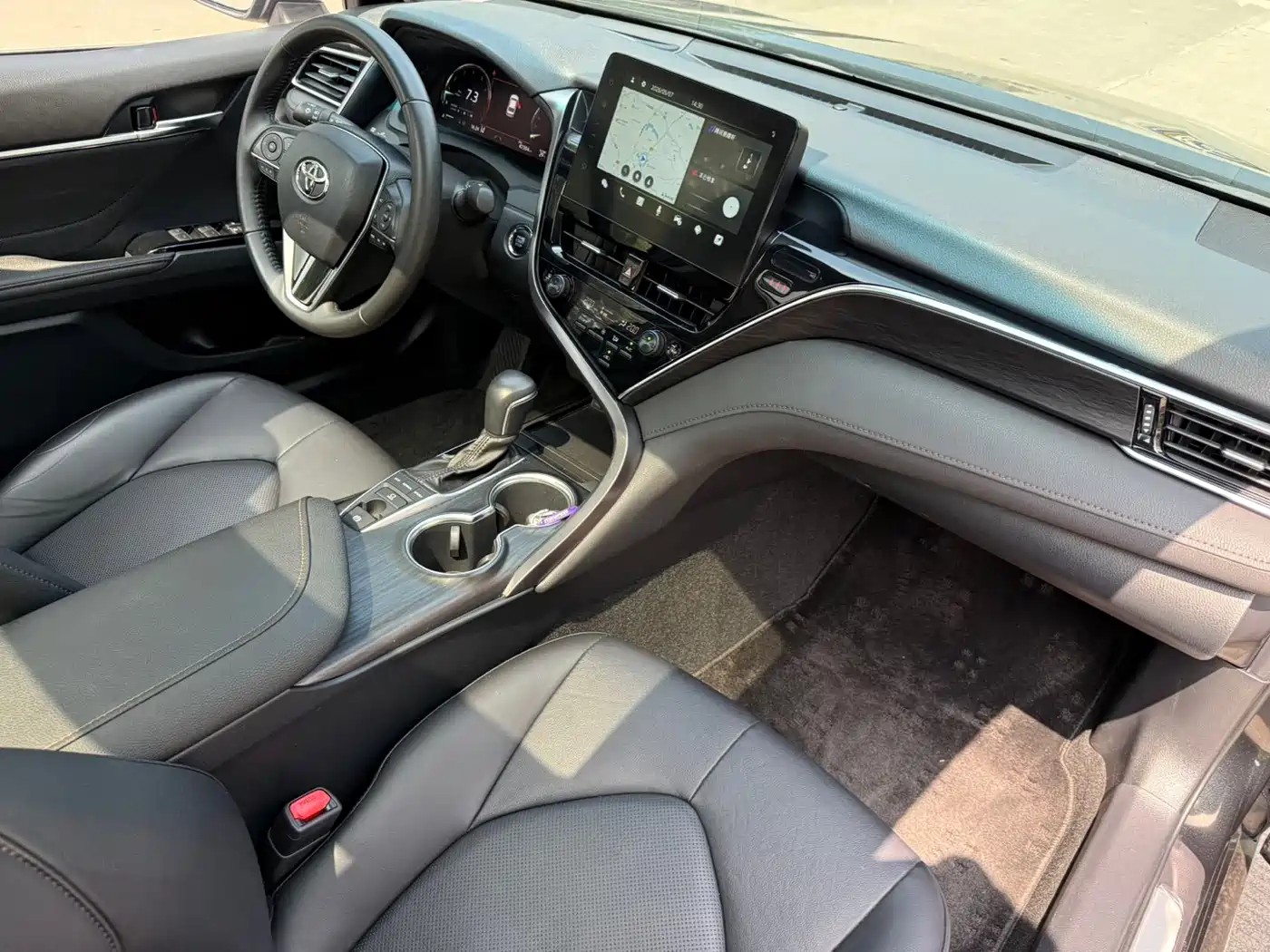 Toyota Camry 2021 2.5G Luxury Edition фото 24