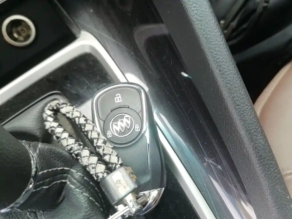 Buick GL6 2019 18T 6-seat Connected Luxury China VI фото 9