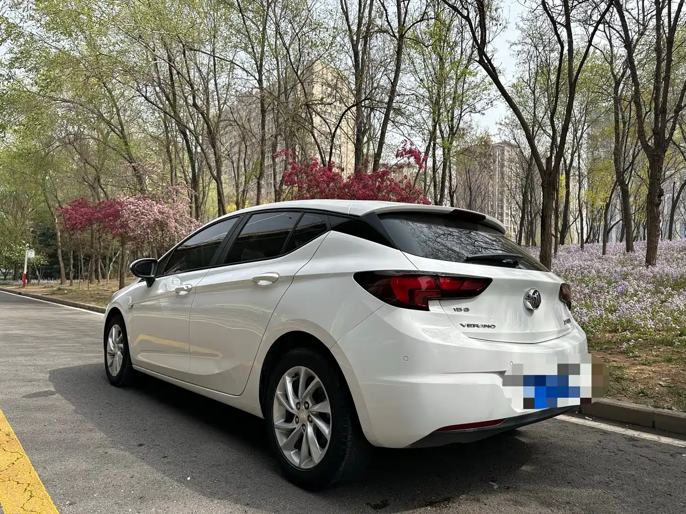 Buick Verano 2018 Hatchback 15S Automatic Leading фото 9