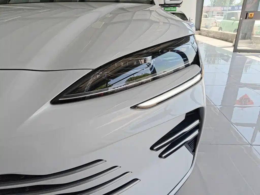 BYD Song PLUS PHEV 2026 2025 DM-i 112KM Honor