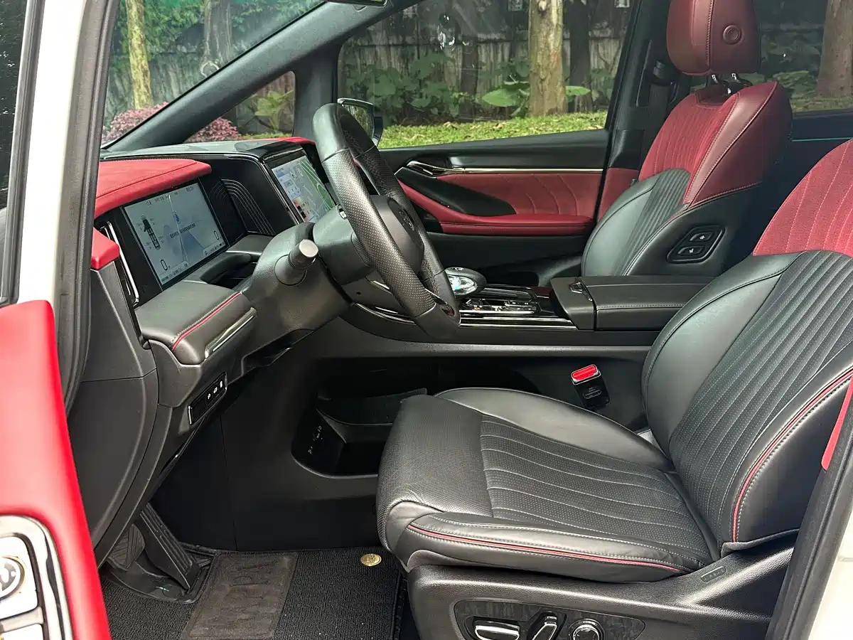 GAC Trumpchi Trumpchi E9 2023 E9 Grandmaster фото 3