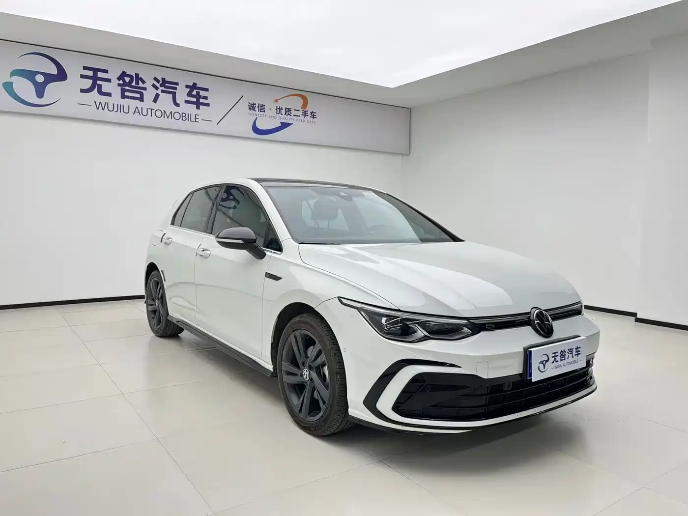 Volkswagen Golf 2021 280TSI DSG R-Line фото 3