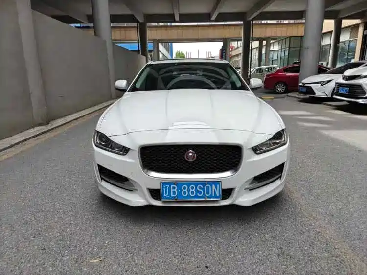 Jaguar XE 2016 2015 2.0T 200PS R-Sport