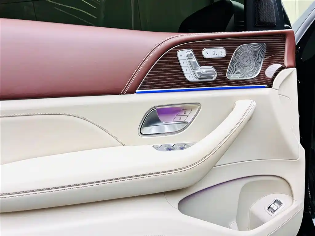 MERCEDES-BENZ MAYBACH GLS