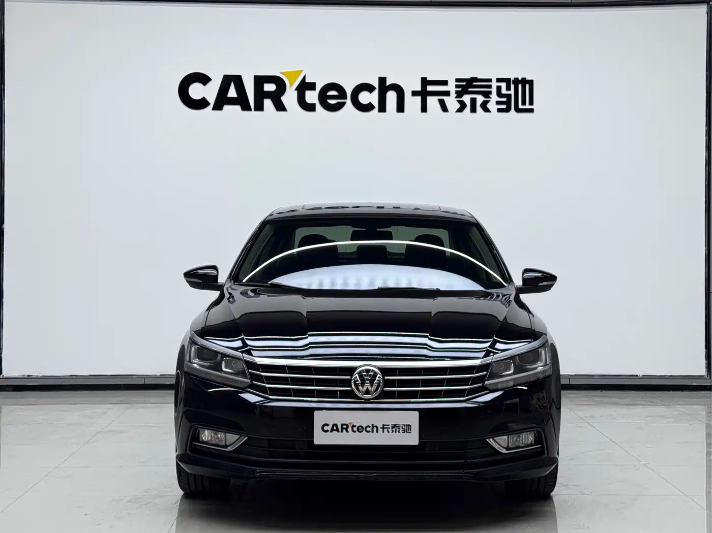 Volkswagen Passat 2017 330TSI DSG Prestige фото 3