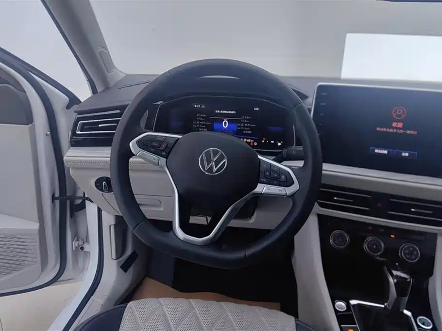 Volkswagen Sagitar 2023 300TSI DSG Surpassing Edition фото 15