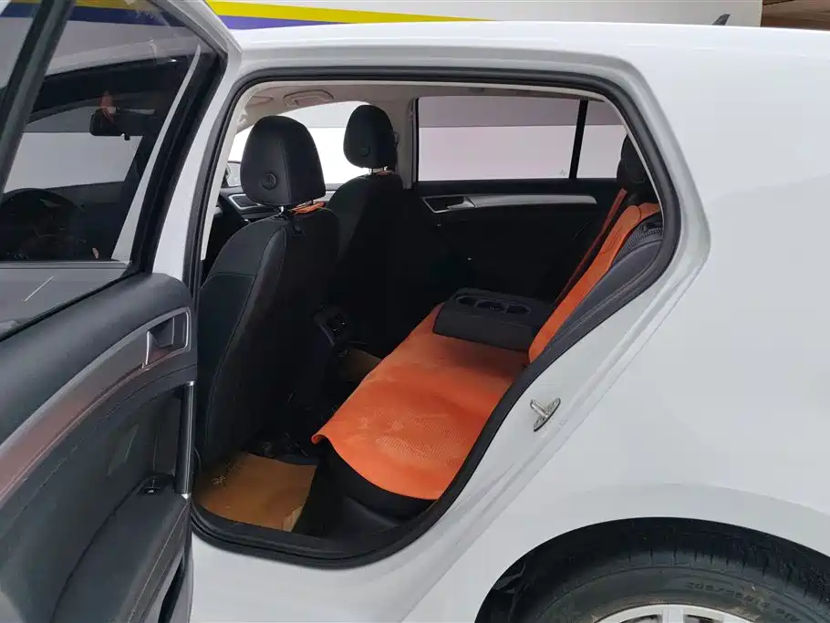 Volkswagen Golf 2019 1.6L Auto Comfort (China V) фото 11