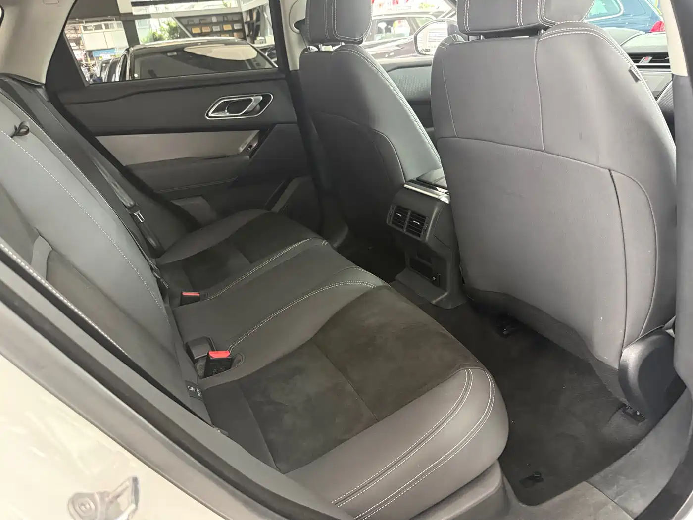 Land Rover Range Rover Velar 2018 P250 S фото 13