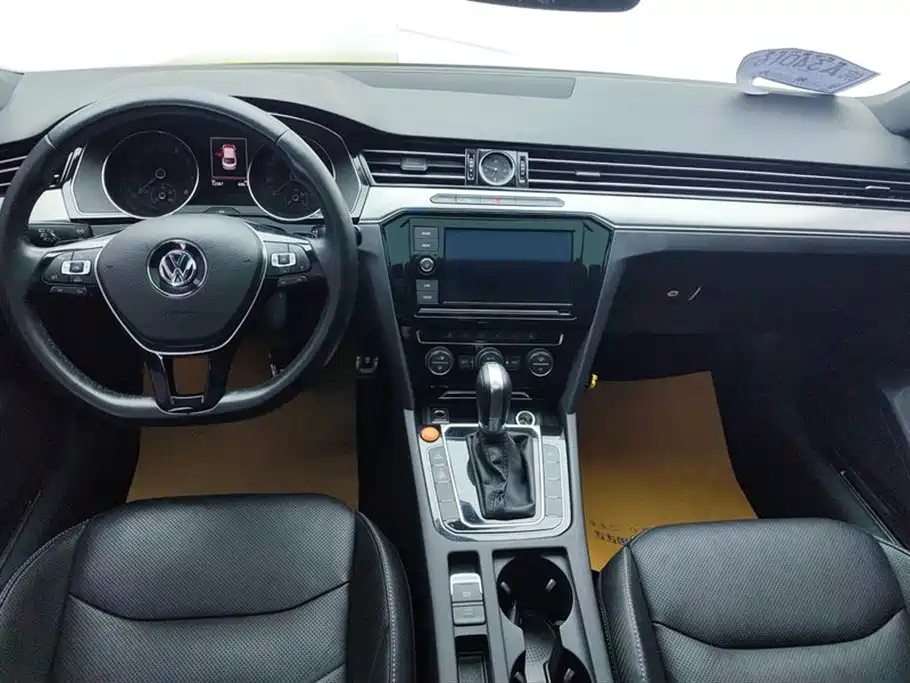 Volkswagen FAW-Volkswagen CC 2019 330TSI Charm Edition China VI фото 12