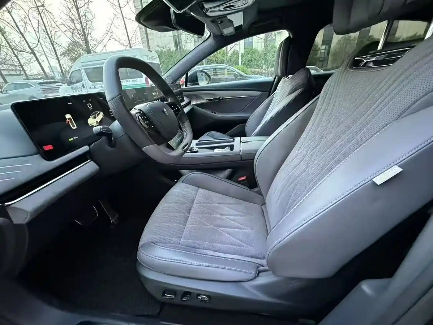 Voyah Auto VOYAH Zhuiguang 2023 4WD Flagship Edition фото 4