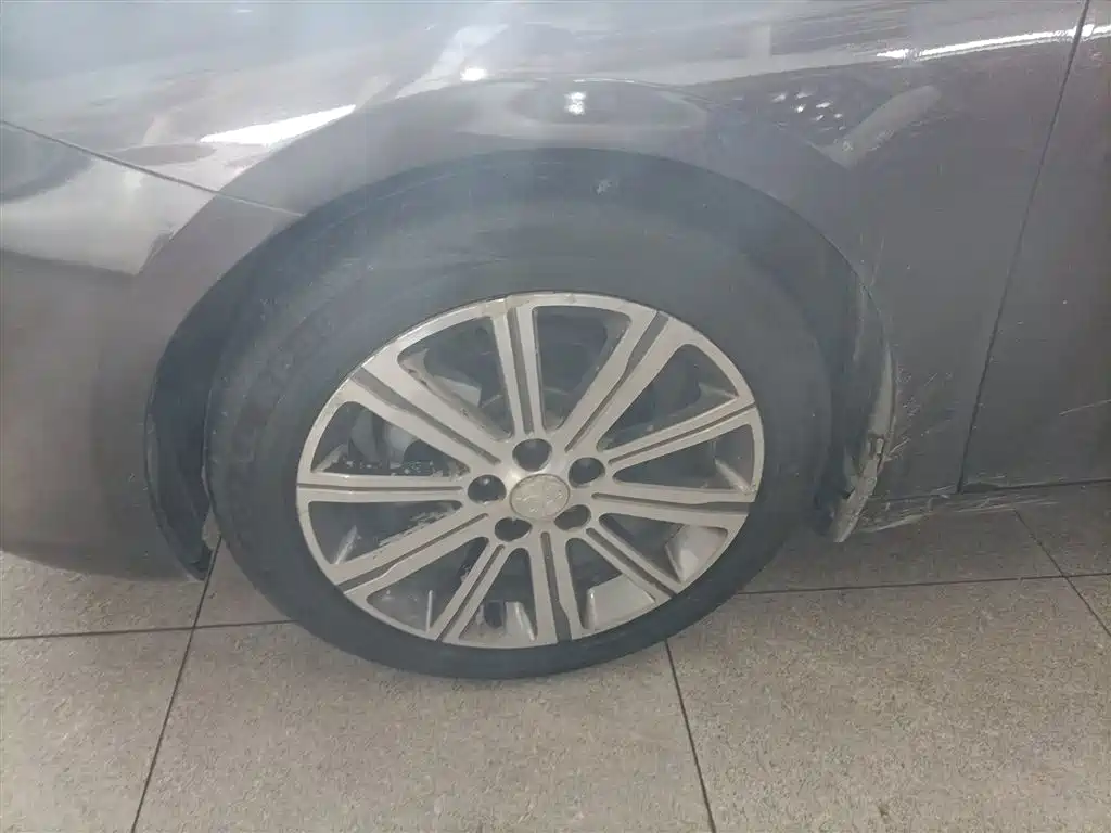 Peugeot 408 2014 1.8L Automatic Luxury Edition фото 23