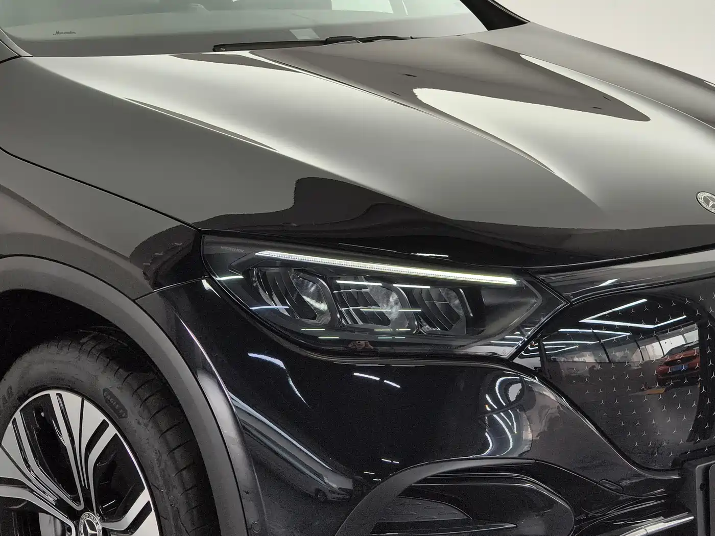 MERCEDES-BENZ EQE SUV