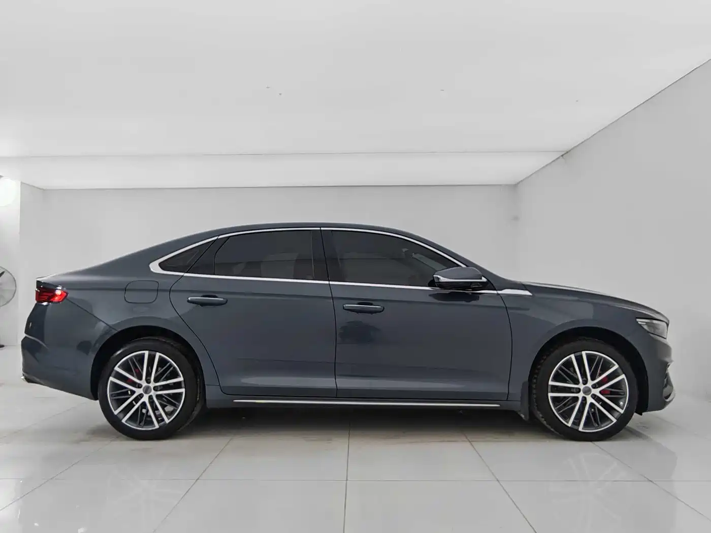 GEELY AUTOMOBILE XINGRUI