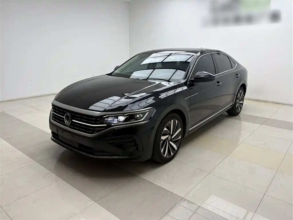 Volkswagen Passat 2022 330TSI Luxury Edition