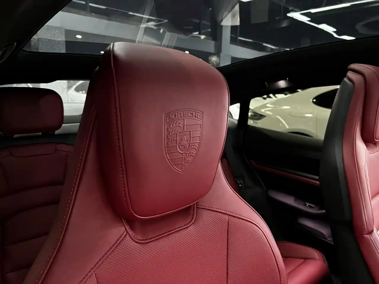 Porsche Taycan 2024 Taycan 4 фото 11