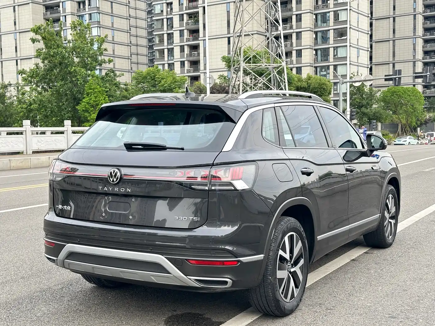 Volkswagen Tayron 2023 330TSI 2WD Luxury Plus Advanced Edition фото 6