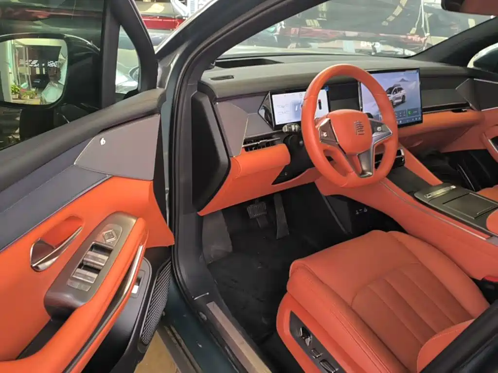 BYD Tang L 2025 2025 DM 175KM Drone Player Edition