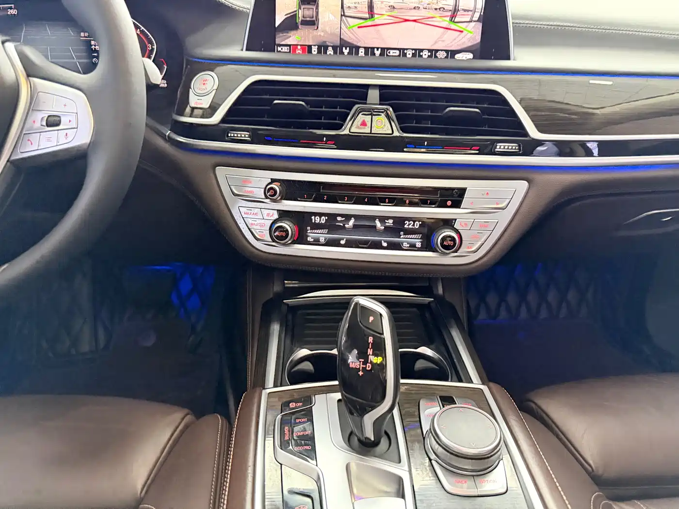 BMW 7 Series 2019 730Li Luxury Package фото 14