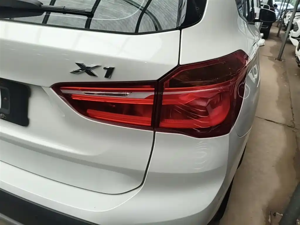 BMW X1 2016 sDrive18Li Fashion Model фото 8