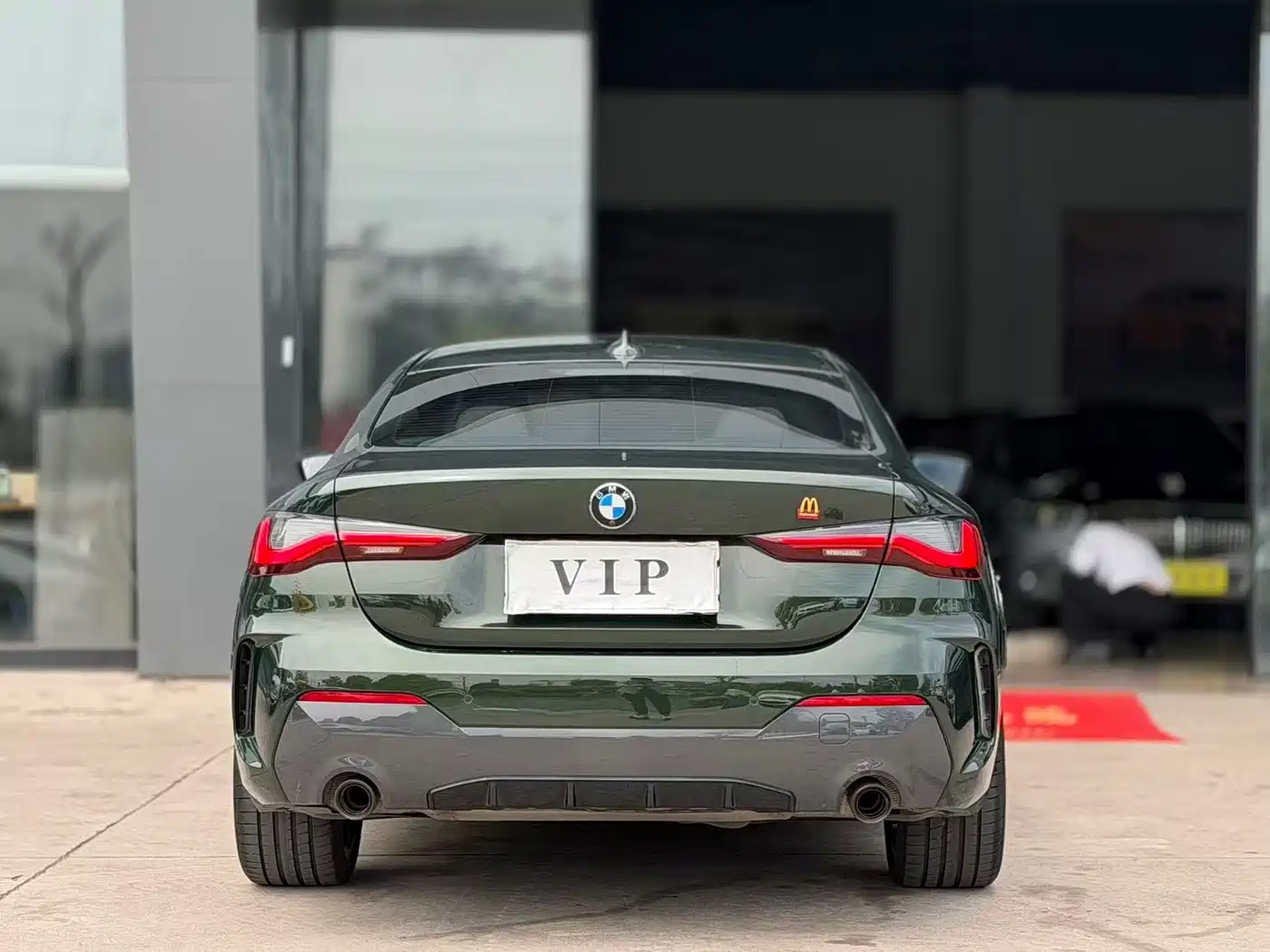 BMW 4 Series 2023 425i M Sport Shadowline Package фото 4