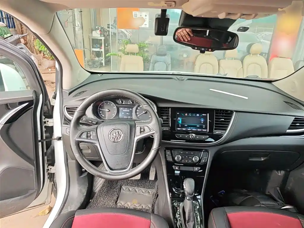Buick Encore 2017 18T Automatic 2WD Urban Elite фото 10