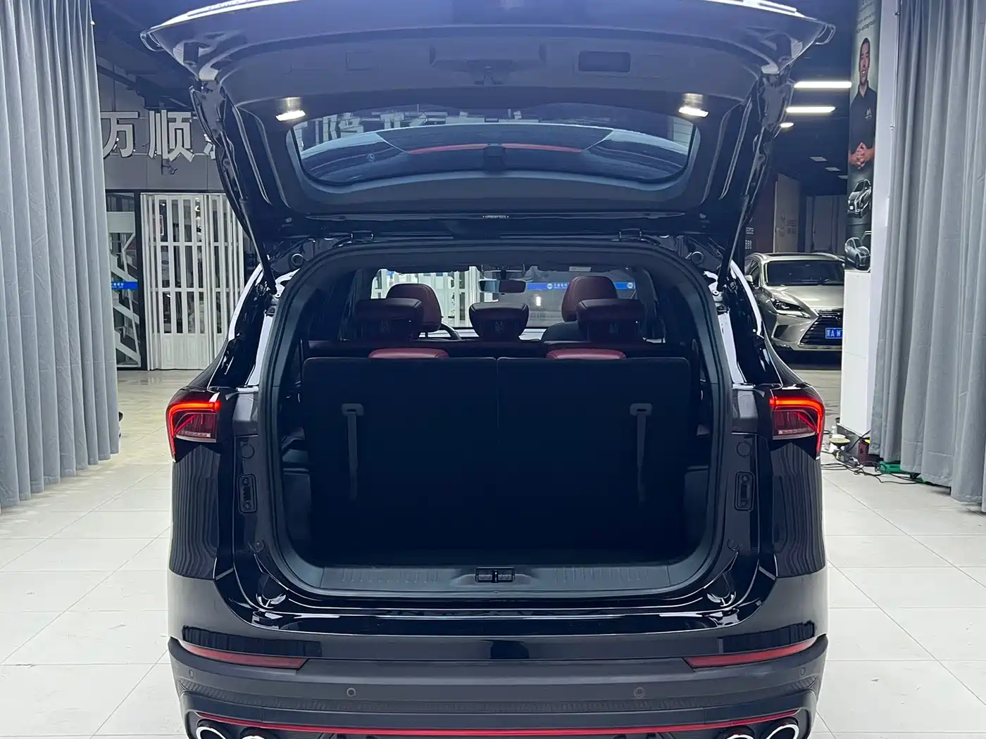 Jetour X70 PRO 2023 2023 Model 1.5T DCT Comfort 7-Seater