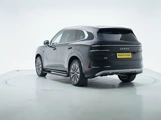 ZEEKR 8X 2026