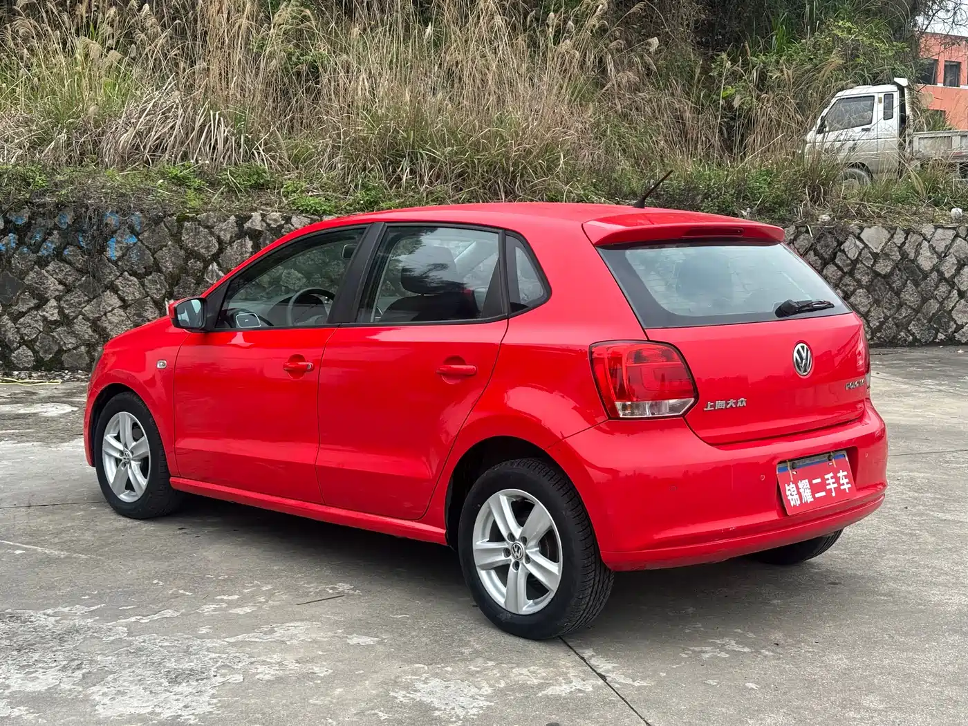 Volkswagen Polo 2011 1.6L Automatic Style Edition фото 24