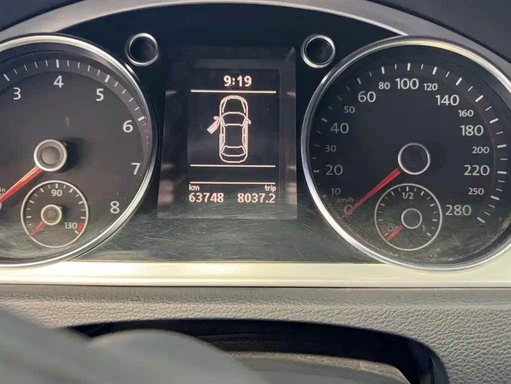 Volkswagen FAW-Volkswagen CC 2018 1.8TSI Premium фото 6