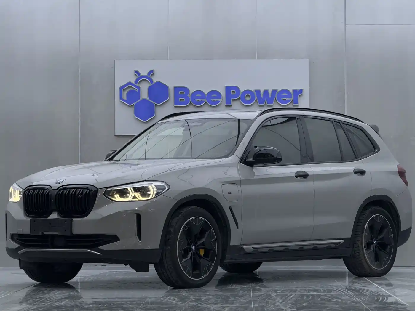 BMW iX3 2021