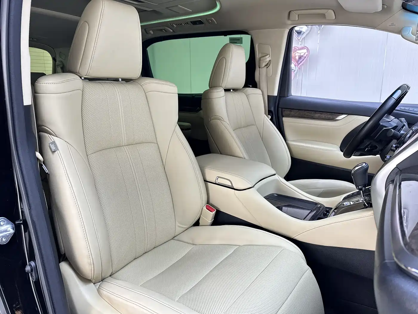 Toyota Alphard 2021 Hybrid 2.5L Ultimate фото 13