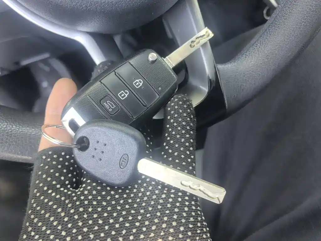 Kia K2 2017 2017 Sedan 1.4L AT GLS