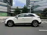 Photo 10 - Cadillac XT5
