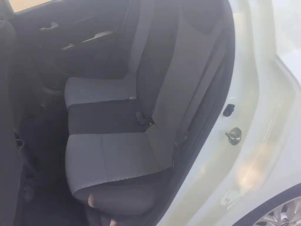 Kia K2 2017 2017 Sedan 1.4L AT GLS
