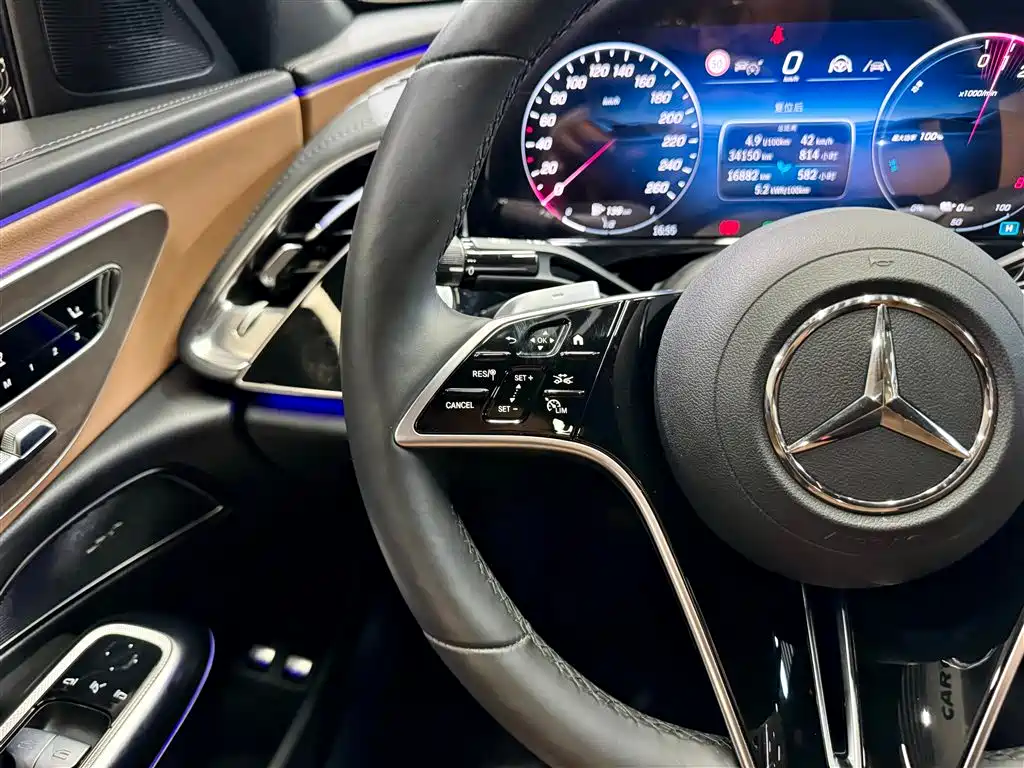 Mercedes-Benz E-Class New Energy 2024 E 350 e L Plug-in Hybrid Sedan фото 23