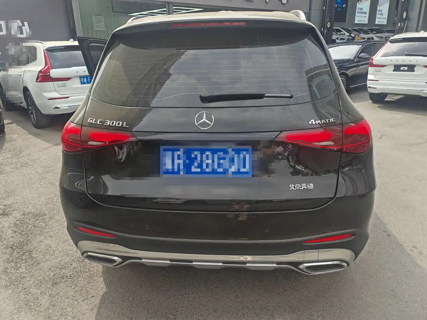 MERCEDES-BENZ GLC