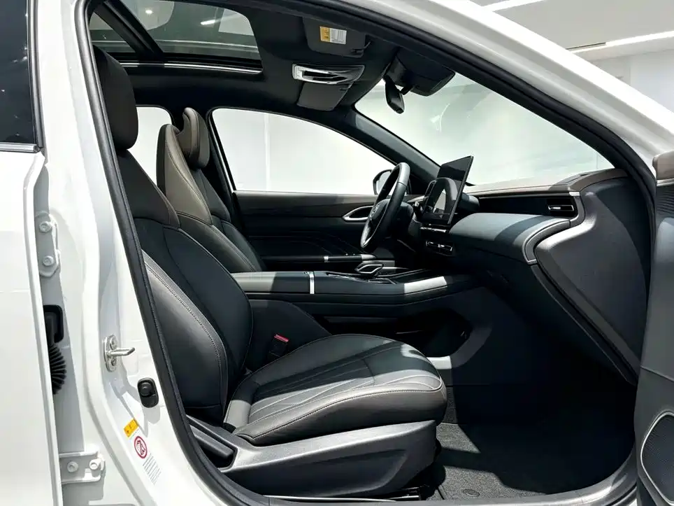 Changan Eado 2025 2025 Model Year Facelift 1.5T 500Bar Basic Edition
