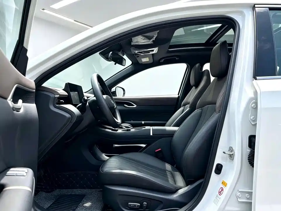 Changan Eado 2025 2025 Model Year Facelift 1.5T 500Bar Basic Edition